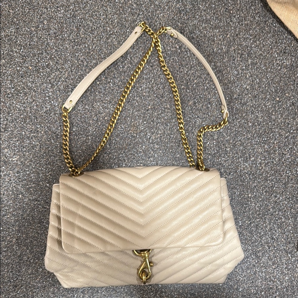 Elegant Cream Quilted Shoulder Bag